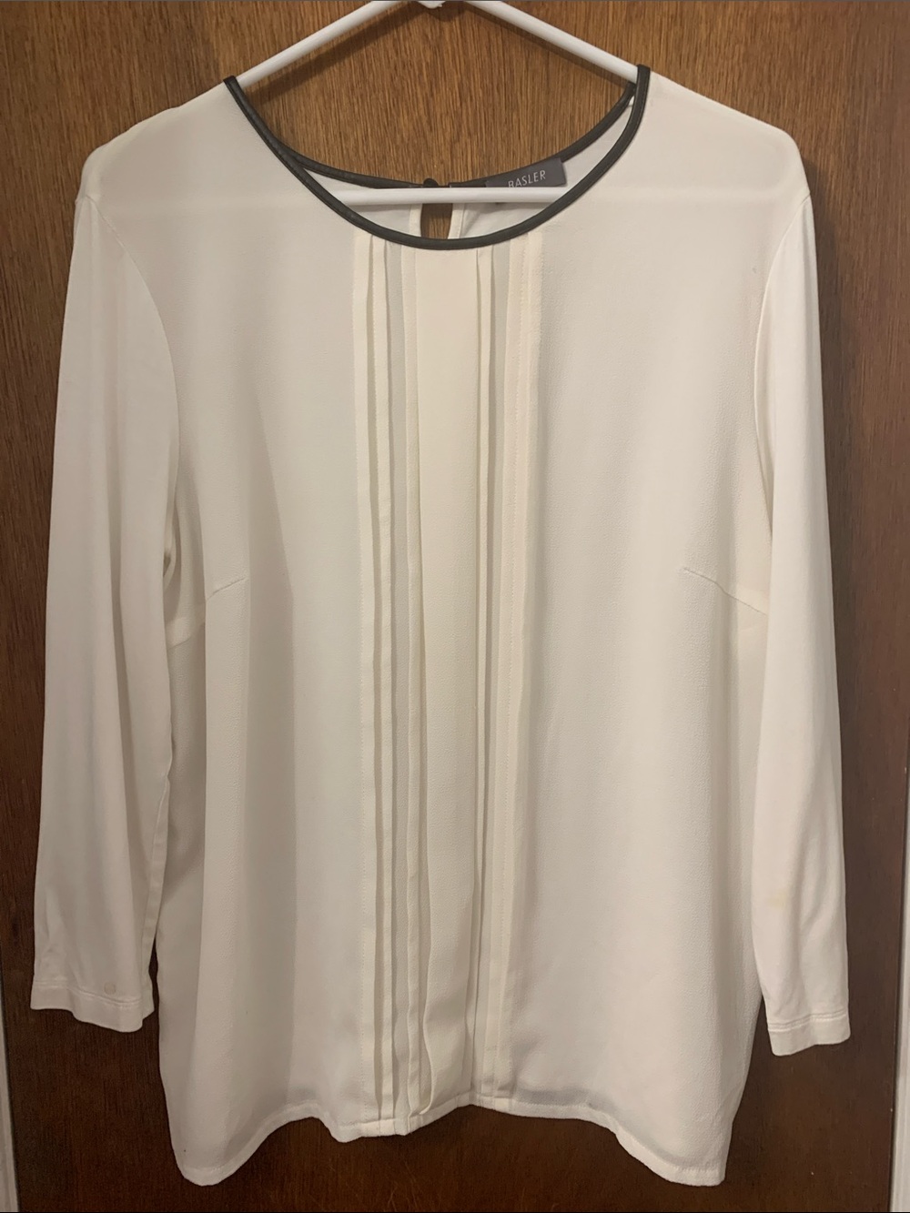 Basler White Long-Sleeve Blouse with Black Trim